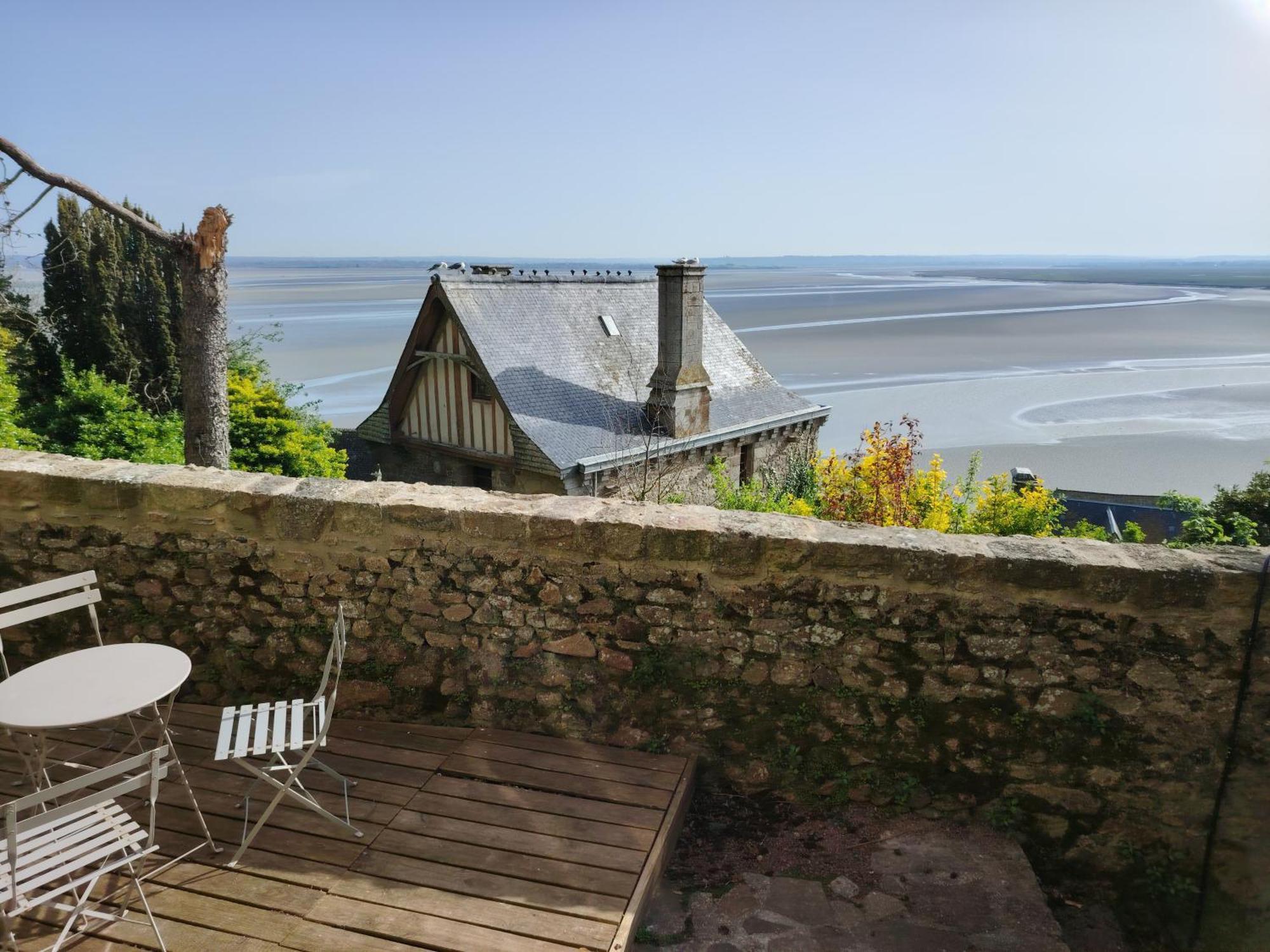 Chez Adele Villa Mont-Saint-Michel Exteriör bild